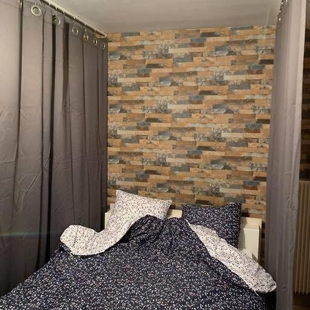 Appartement confortable et tranquillité assurer Tours Exterior foto